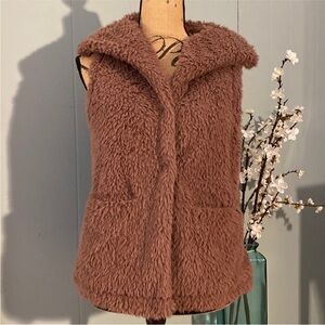 Thread & Supply Fuzzy Plush/Teddy Shimmer Vest